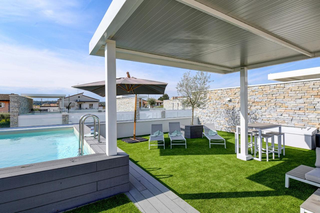 Dolci Luxury Homes Chalet